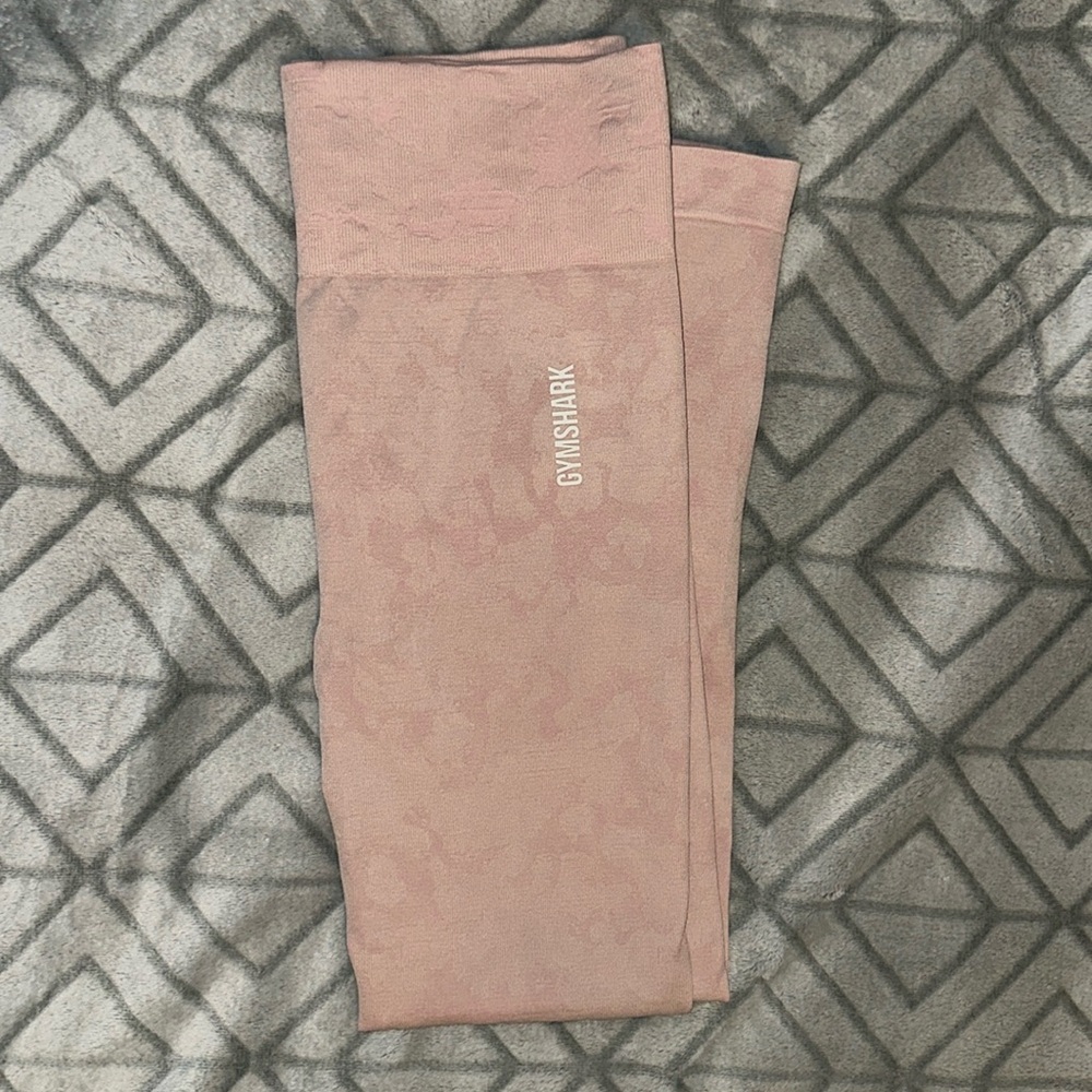 Gymshark Leggings Light Pink Camo